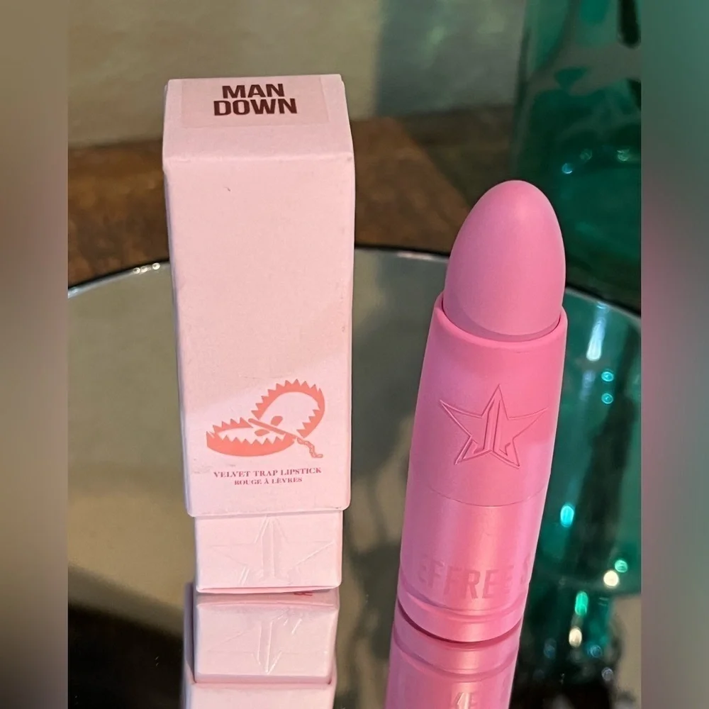 Jeffree Star Velvet Trap lipstick in color Man Down. New!